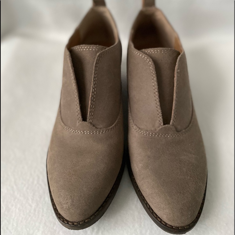 Lucky Brand Size 7.5M Leather Taupe Shoes - Picture 7 of 16